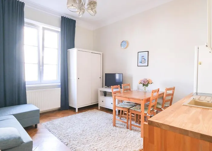 Aparthotel Station 3*