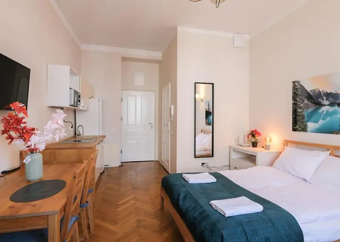 Station Aparthotel 3*