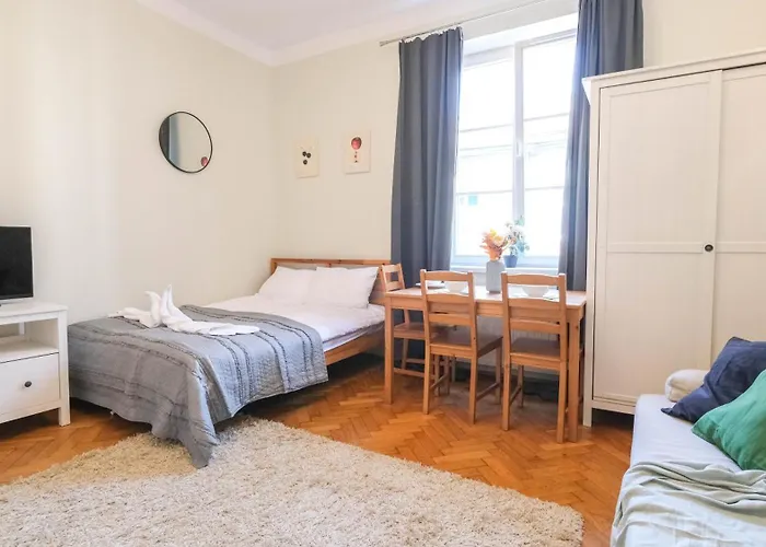 Station Aparthotel 3*