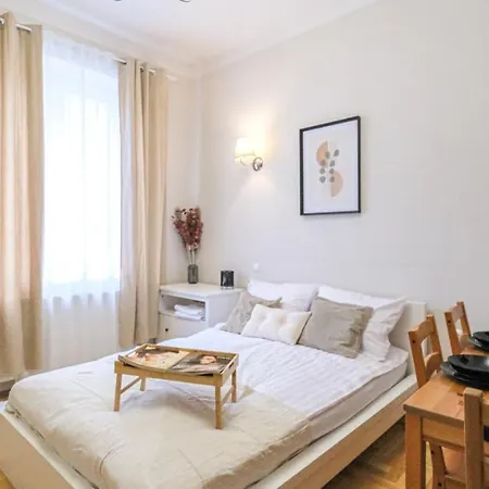 Apart-hotel Station 3*