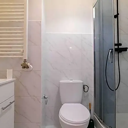 Aparthotel Station 3*